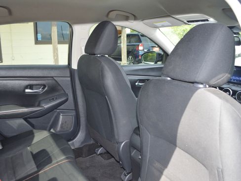 Used 2022 Nissan Sentra SR image 29