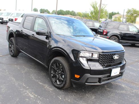 New 2025 Ford Maverick XLT w/ XLT Luxury Package AWD/4WD image 7