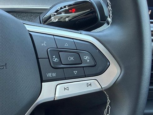 Certified 2025 Volkswagen Tiguan S AWD/4WD image 16