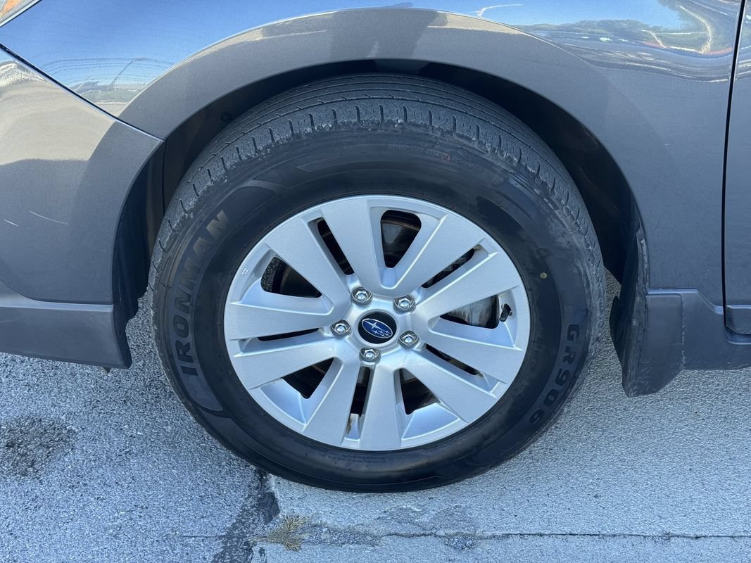 Used 2018 Subaru Outback 2.5i Premium AWD/4WD image 22