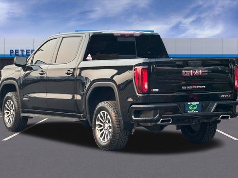 Certified 2022 GMC Sierra 1500 AT4 w/ AT4 Premium Package AWD/4WD image 6