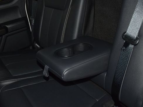 Used 2022 Ford F250 Lariat w/ Lariat Ultimate Package AWD/4WD image 49
