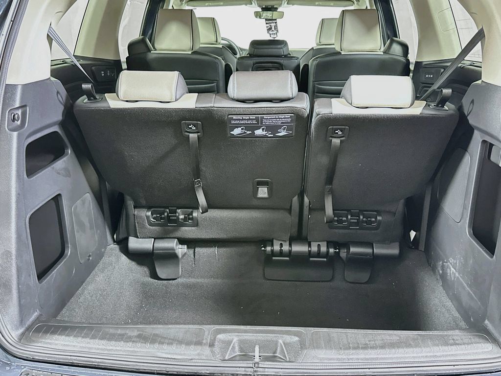 Used 2026 Honda Odyssey Elite image 16