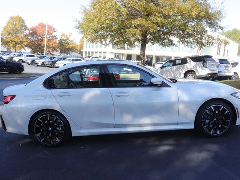 New 2026 BMW 330i Sedan w/ M Sport Package image 8