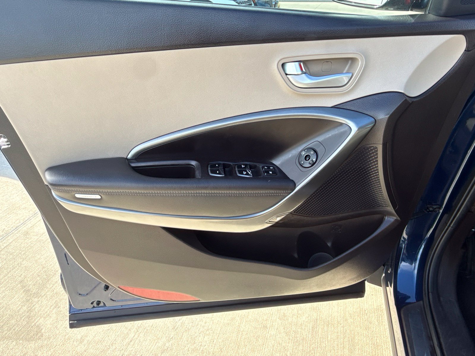 Used 2017 Hyundai Santa Fe Sport FWD image 9