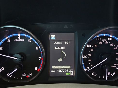 Used 2018 Toyota RAV4 XLE image 23