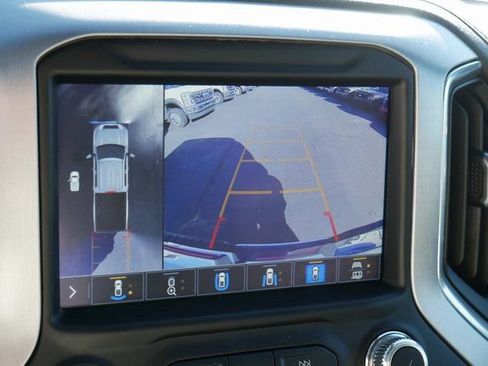 Used 2023 GMC Sierra 3500 SLT w/ SLT Premium Package image 5