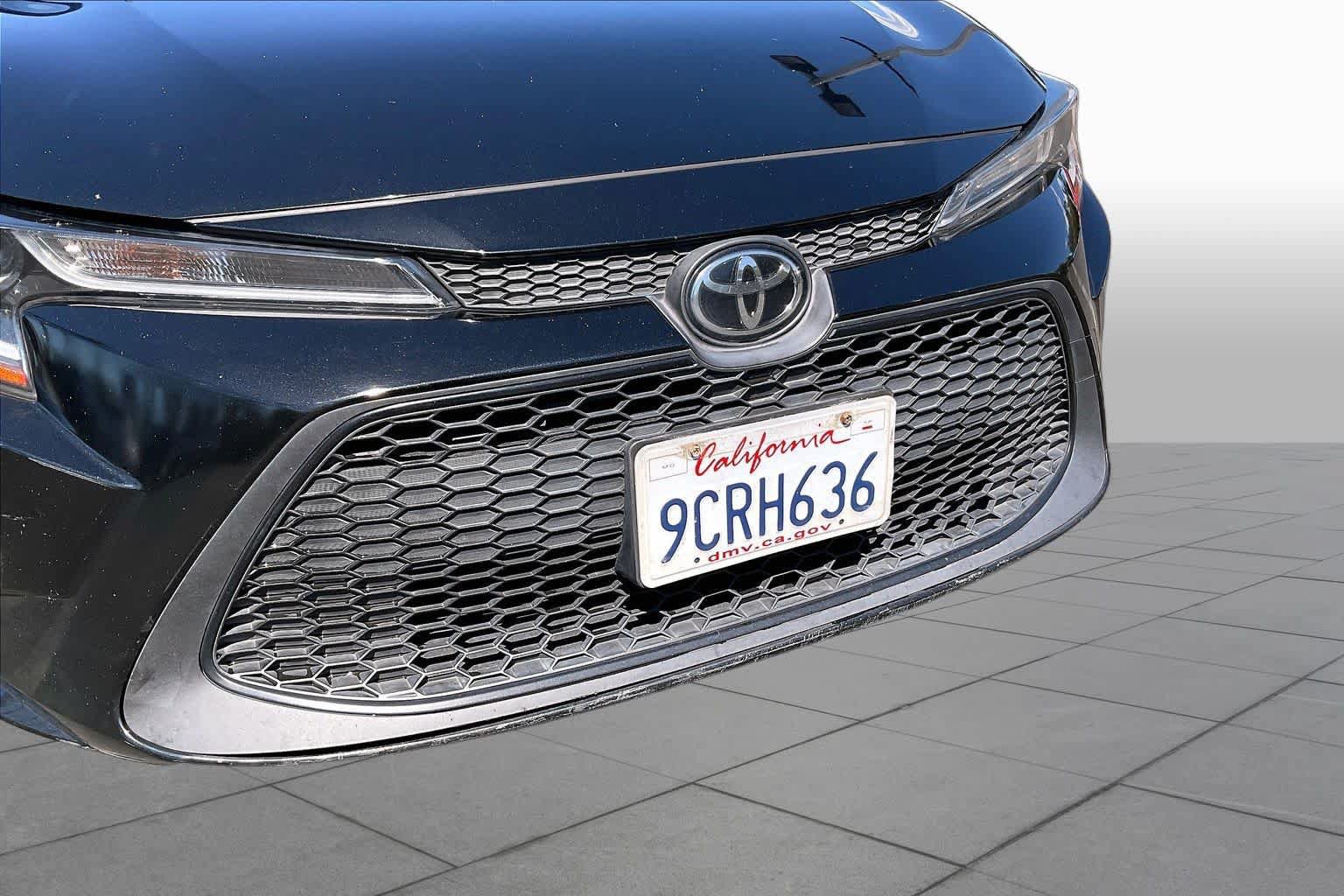 Used 2020 Toyota Corolla LE FWD image 28