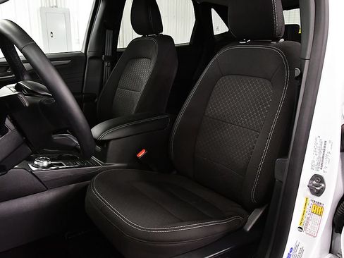 Used 2024 Ford Escape Active AWD/4WD image 28