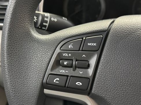 Used 2019 Hyundai Tucson SE image 19