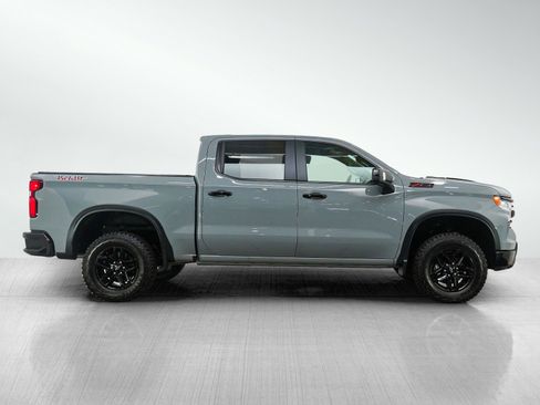 Used 2024 Chevrolet Silverado 1500 LT Trail Boss w/ LT Trail Boss Premium Package AWD/4WD image 7