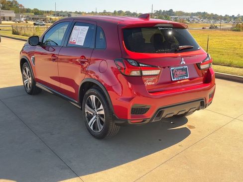 Used 2024 Mitsubishi Outlander Sport SE image 6
