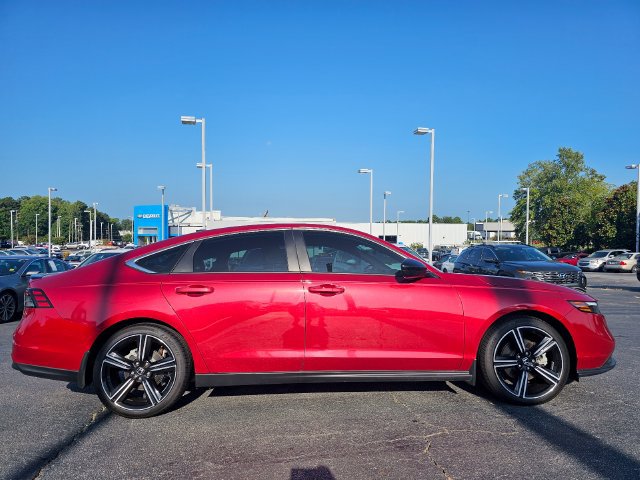 Used 2023 Honda Accord Sport image 9