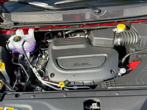 New 2026 Chrysler Pacifica Select image 20