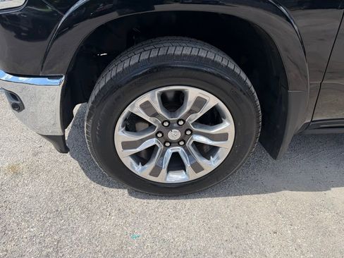Used 2019 RAM 1500 Limited RWD image 10