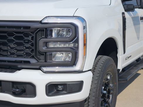 New 2026 Ford F250 XL w/ STX Appearance Package AWD/4WD image 7