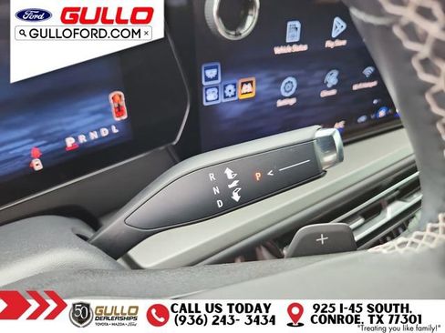 Used 2024 Chevrolet Traverse LT FWD image 29