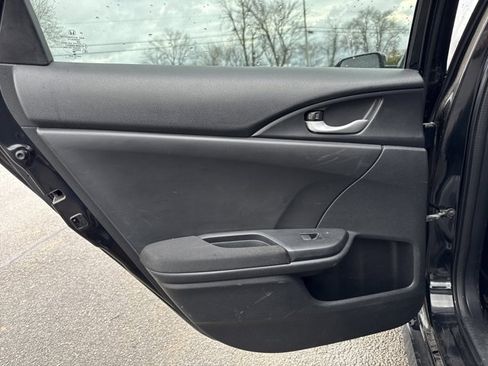 Used 2016 Honda Civic EX image 6