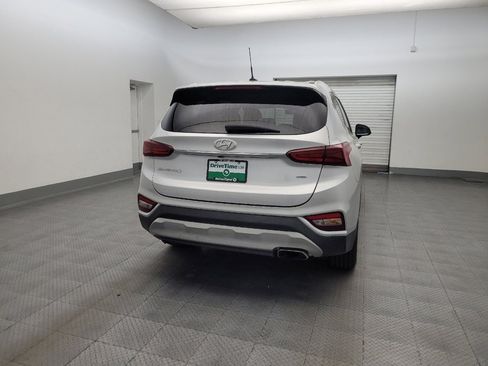 Used 2019 Hyundai Santa Fe SE AWD/4WD image 7