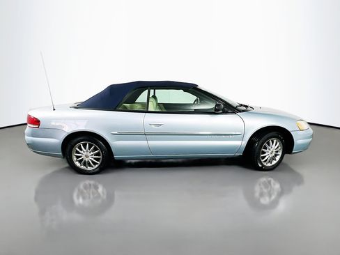 Used 2001 Chrysler Sebring Limited image 8