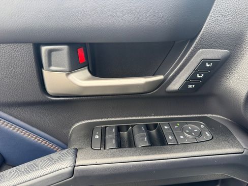 New 2026 Toyota 4Runner 4WD image 17