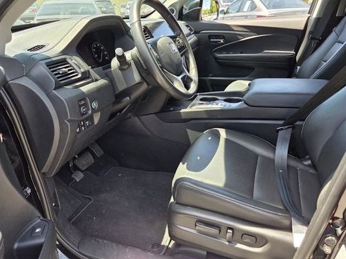Certified 2025 Honda Ridgeline RTL image 14