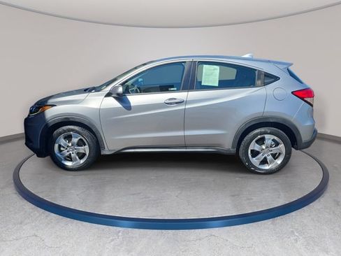 Used 2019 Honda HR-V LX image 9