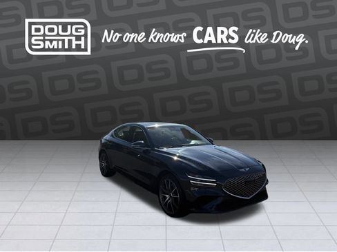 Used 2025 Genesis G70 2.5T image 7