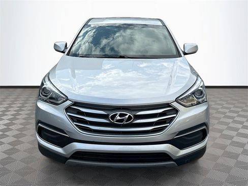 Used 2018 Hyundai Santa Fe Sport image 2