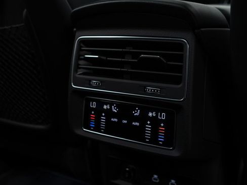 Used 2023 Audi Q8 Premium Plus AWD/4WD image 13