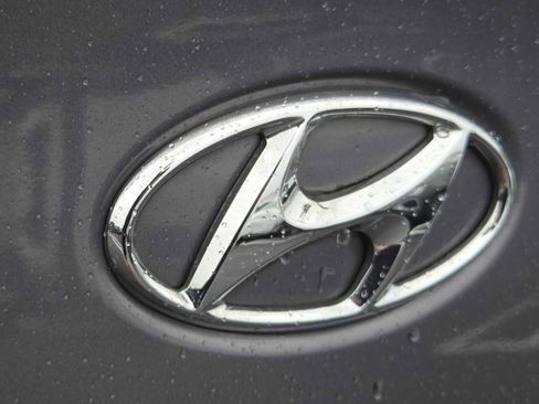 Used 2014 Hyundai Genesis 2.0T RWD image 16