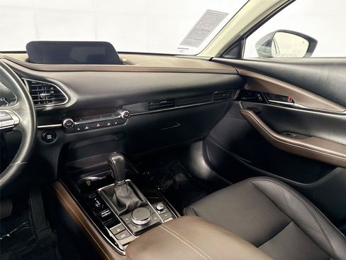 Used 2023 MAZDA CX-30 AWD 2.5 S w/ Premium Package image 32