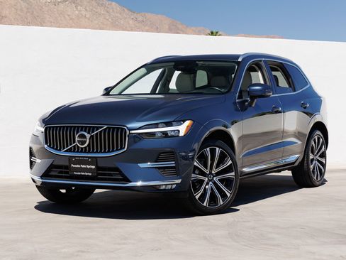 Used 2023 Volvo XC60 B5 Ultimate w/ Protection Package Premier FWD image 1