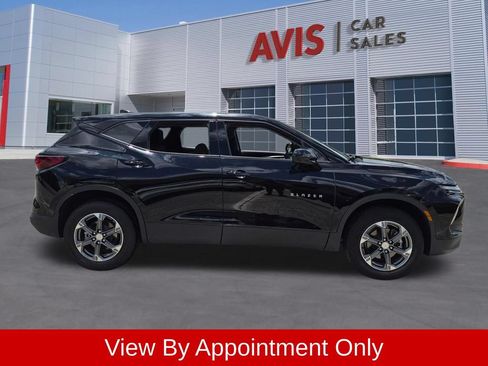 Used 2025 Chevrolet Blazer LT FWD image 5