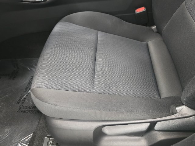 Used 2025 Toyota Prius LE FWD image 25