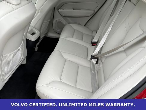 Certified 2023 Volvo XC60 B5 Plus w/ Climate Package image 32
