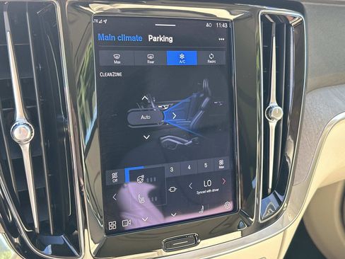 Certified 2023 Volvo V60 B5 Cross Country Plus w/ Climate Package image 12