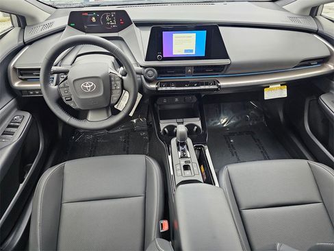 New 2026 Toyota Prius XLE image 18