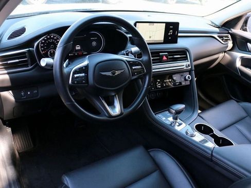 Used 2025 Genesis G70 2.5T image 16