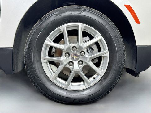 Used 2022 Chevrolet Equinox LT image 42