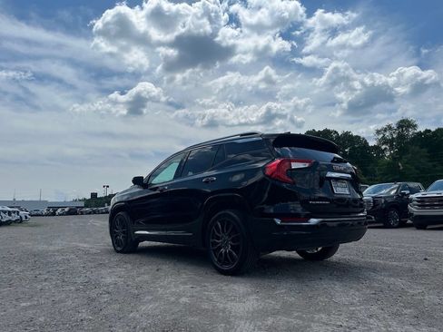 Used 2023 GMC Terrain Denali w/ Black Diamond Edition AWD/4WD image 8