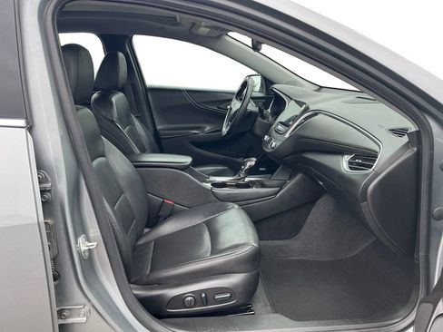 Used 2024 Chevrolet Malibu LT FWD image 22