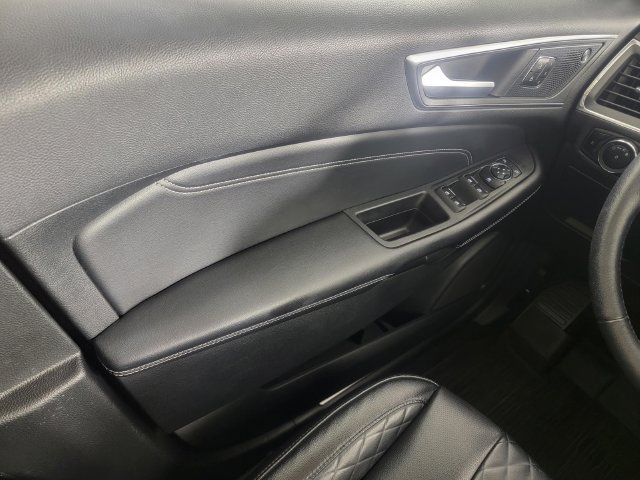 Certified 2023 Ford Edge Titanium w/ Equipment Group 301A AWD/4WD image 31
