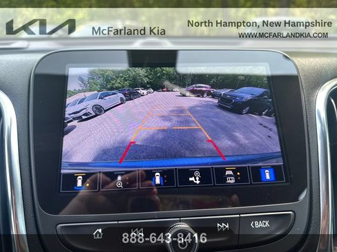 Used 2024 Chevrolet Equinox LT AWD/4WD image 21
