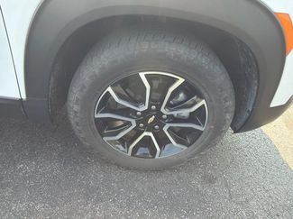 Used 2023 Chevrolet TrailBlazer ACTIV w/ Sun and Liftgate Package FWD video 2