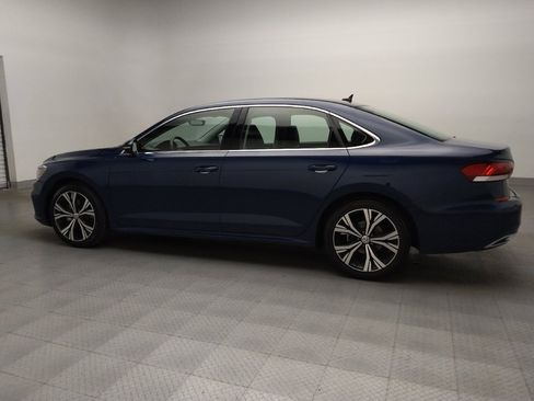 Used 2021 Volkswagen Passat 2.0T SE image 3
