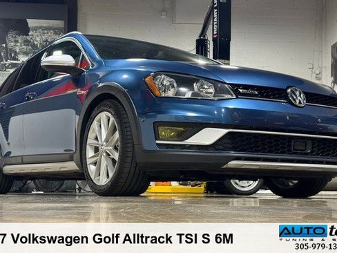 Used 2017 Volkswagen Golf Alltrack SE image 48