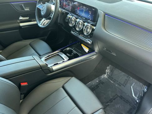 Certified 2025 Mercedes-Benz GLA 250 image 15