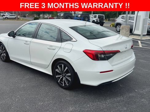 Used 2024 Honda Civic EX image 6