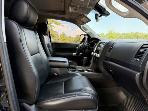 Used 2021 Toyota Sequoia Nightshade image 36